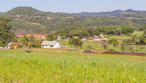 Rural Charm: Kapuonja Land Sale